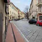 Casa Del Vecchio Artista Lägenhet Imperia