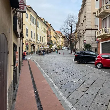 Casa Del Vecchio Artista Apartamento Imperia