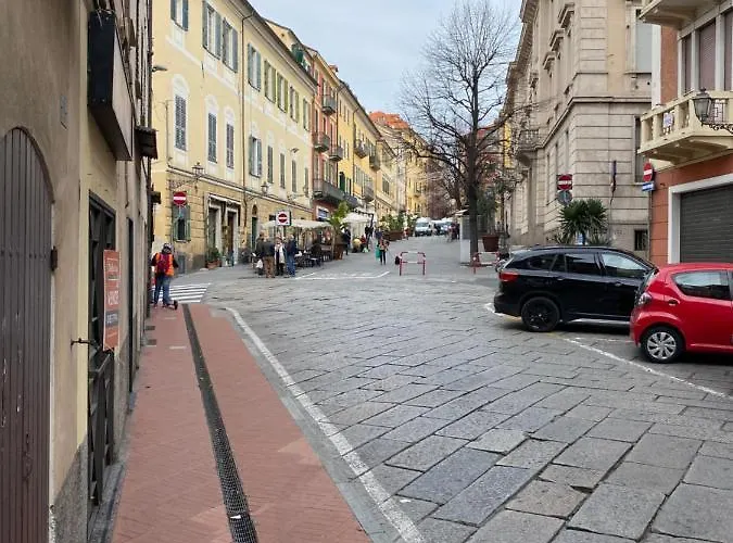 Casa Del Vecchio Artista Διαμέρισμα Imperia